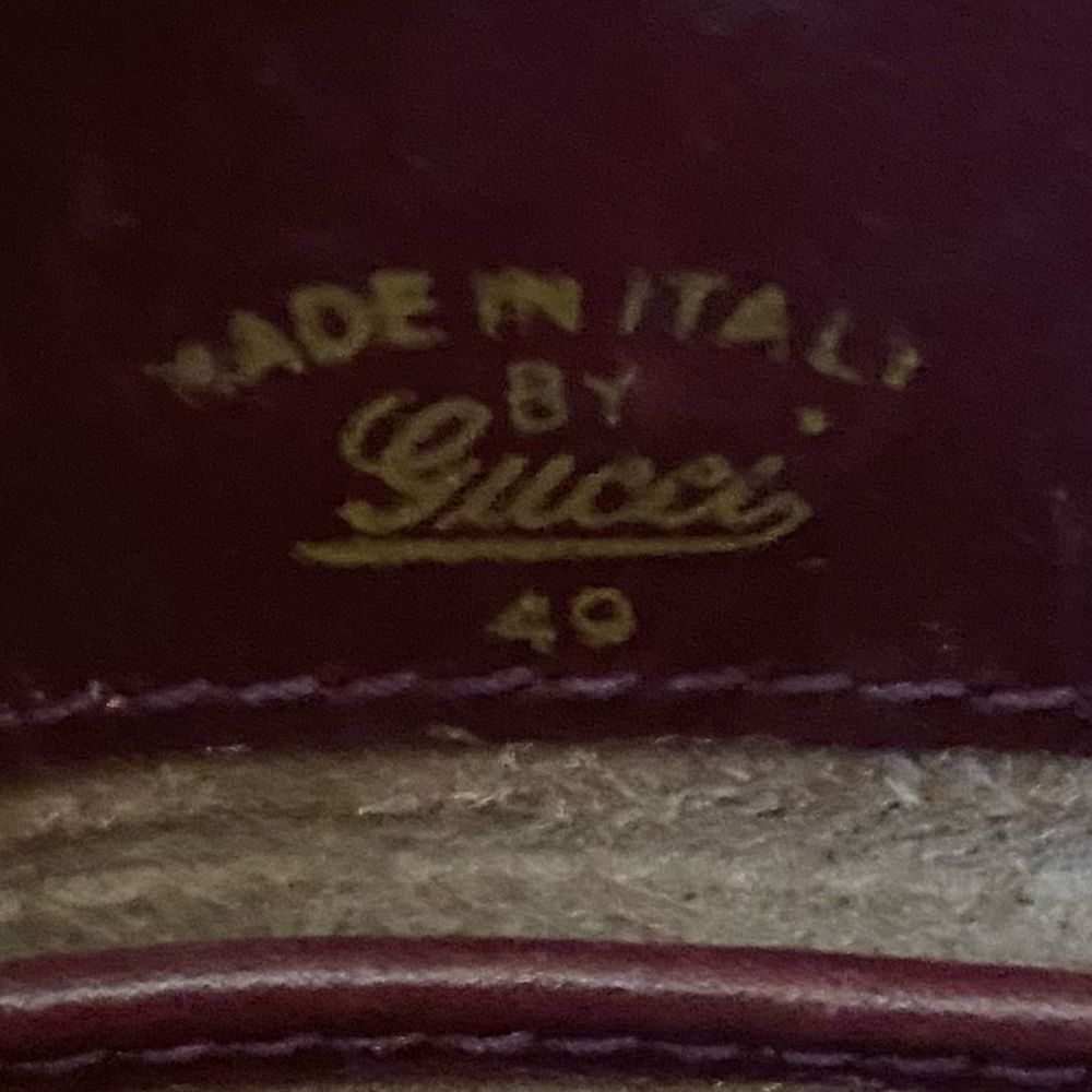 Authenticated Vintage Gucci GG Logo Burgundy/Wine Crossbody Shoulder Bag. COA. - Picture 7 of 16